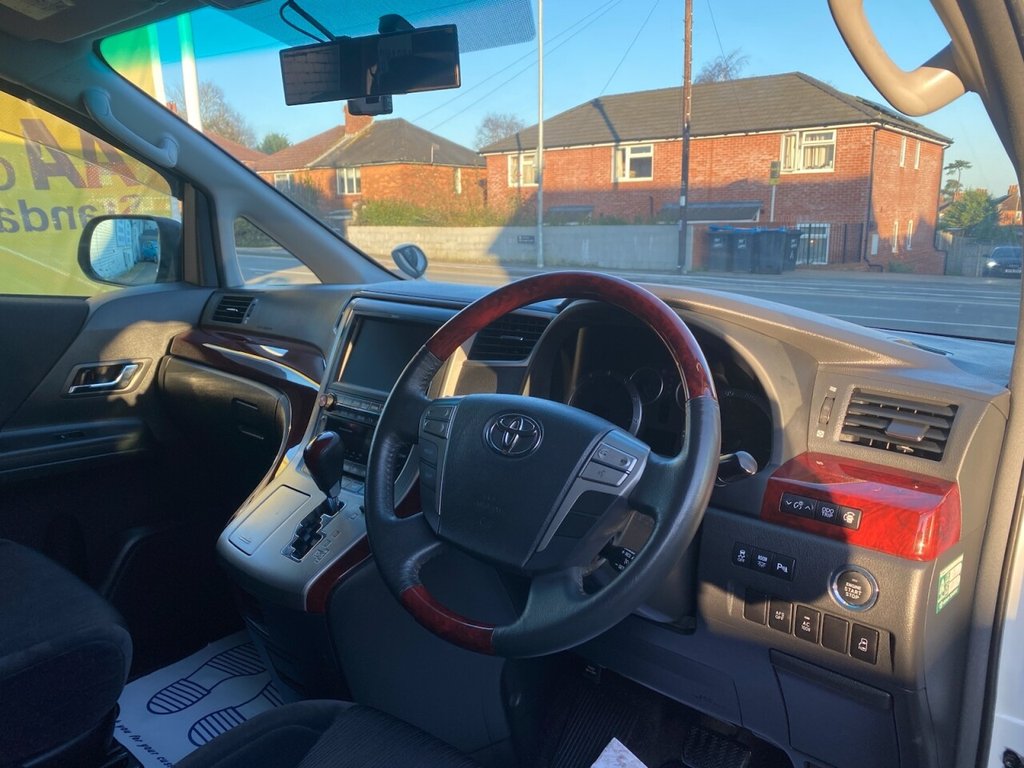 Used Toyota Vellfire 2011 for sale - 77919553: Photo 15