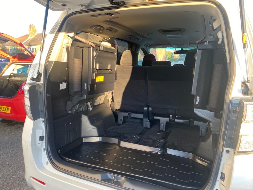 Used Toyota Vellfire 2011 for sale - 77919553: Photo 28