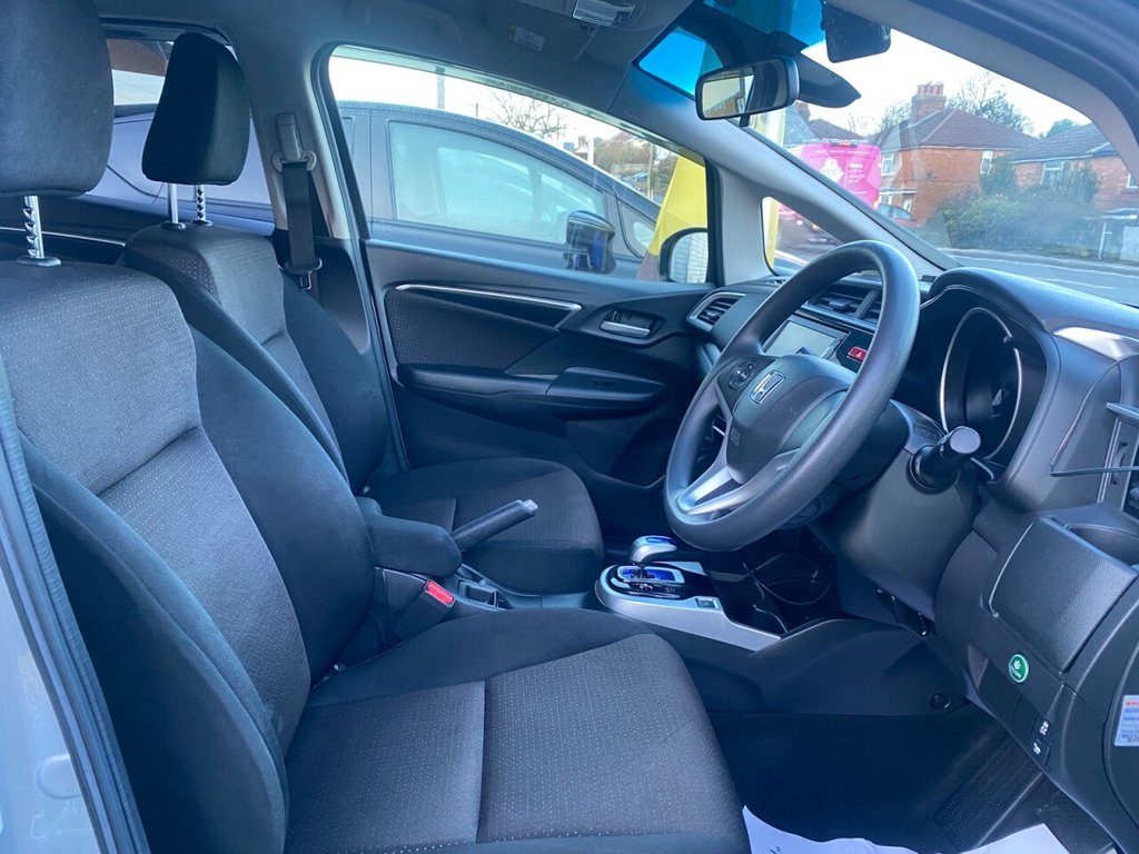 Used Honda Fit 2013 for sale - 77407706: Photo 13