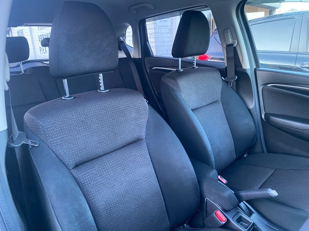 Used Honda Fit 2013 for sale - 77407706: Photo 14