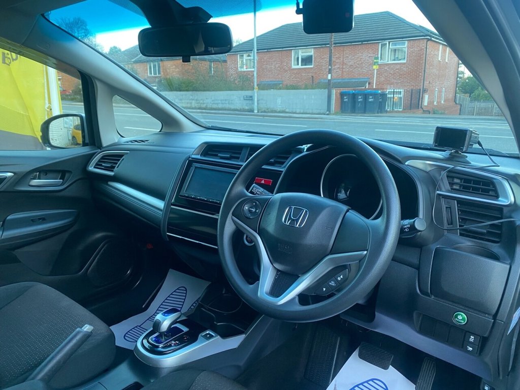 Used Honda Fit 2013 for sale - 77407706: Photo 15