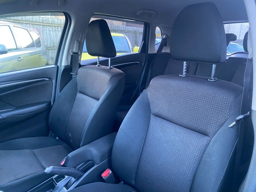 Used Honda Fit 2013 for sale - 77407706: Photo 18