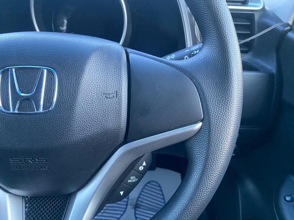 Used Honda Fit 2013 for sale - 77407706: Photo 31