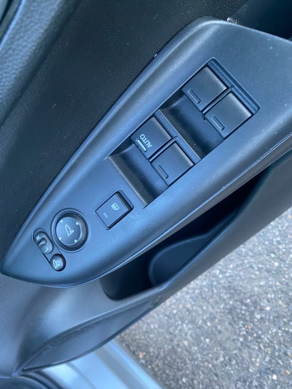 Used Honda Fit 2013 for sale - 77407706: Photo 32