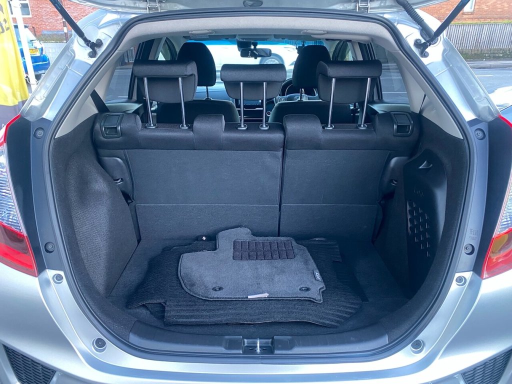 Used Honda Fit 2013 for sale - 77407706: Photo 34