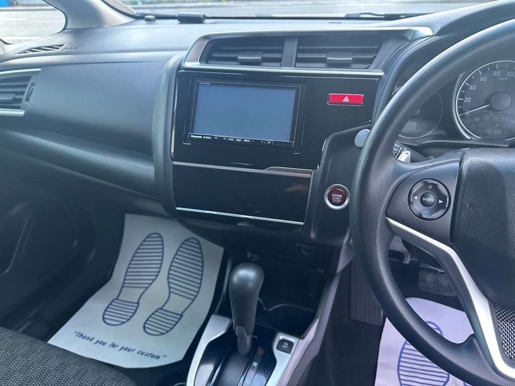 Used Honda Fit 2015 for sale - 76469758: Photo 22