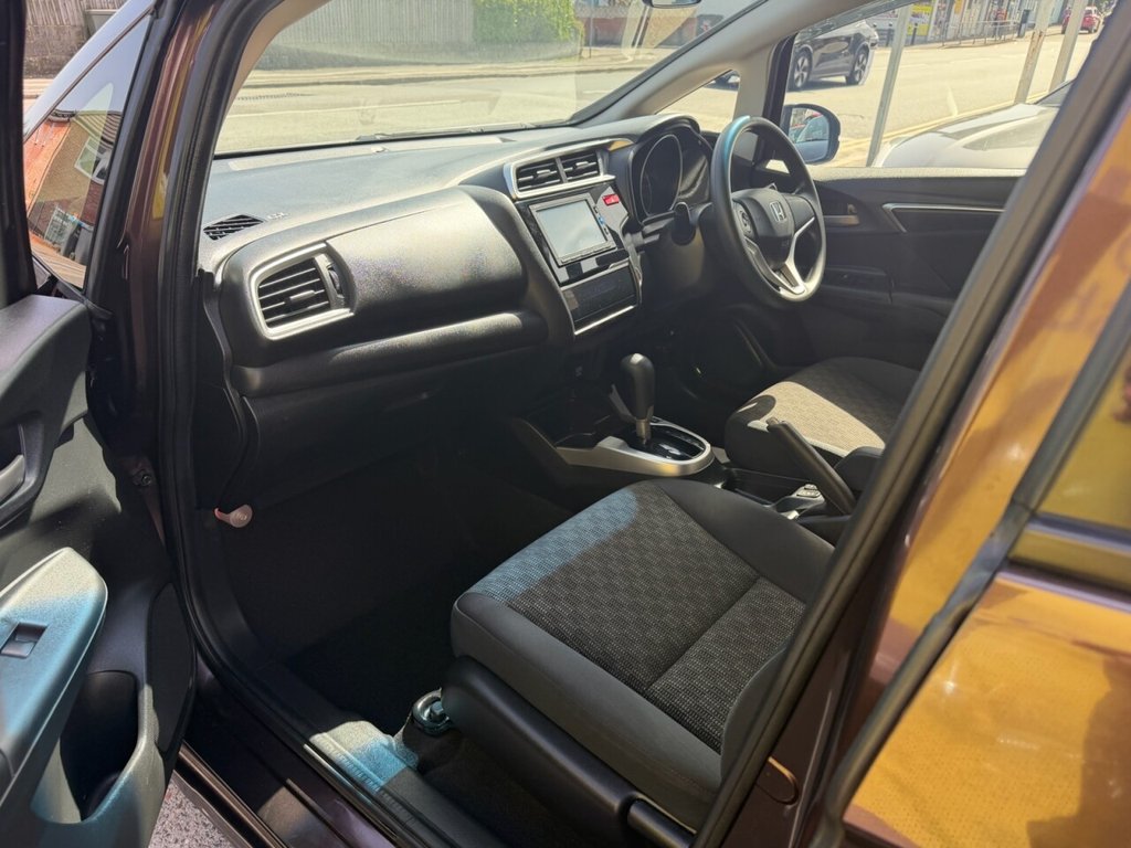 Used Honda Fit 2016 for sale - 77631602: Photo 13