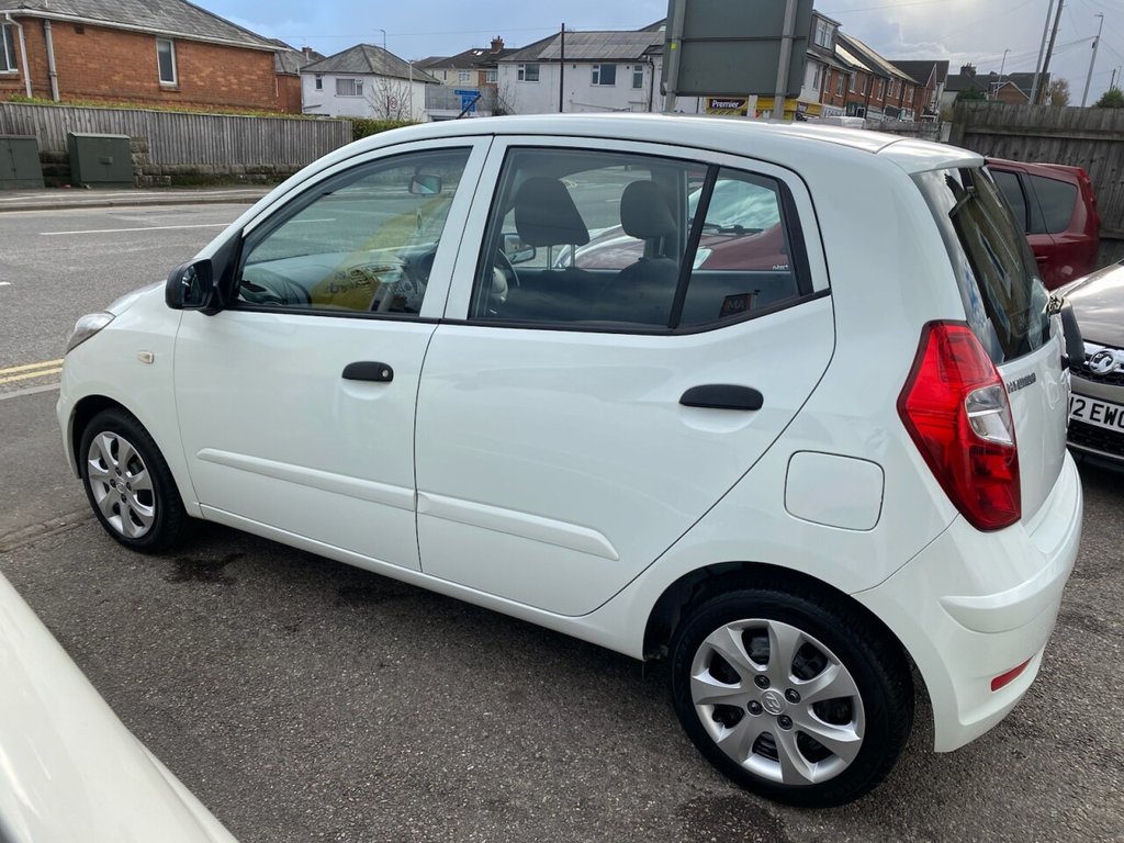 Used Hyundai i10 2013 for sale - 76820478: Photo 11