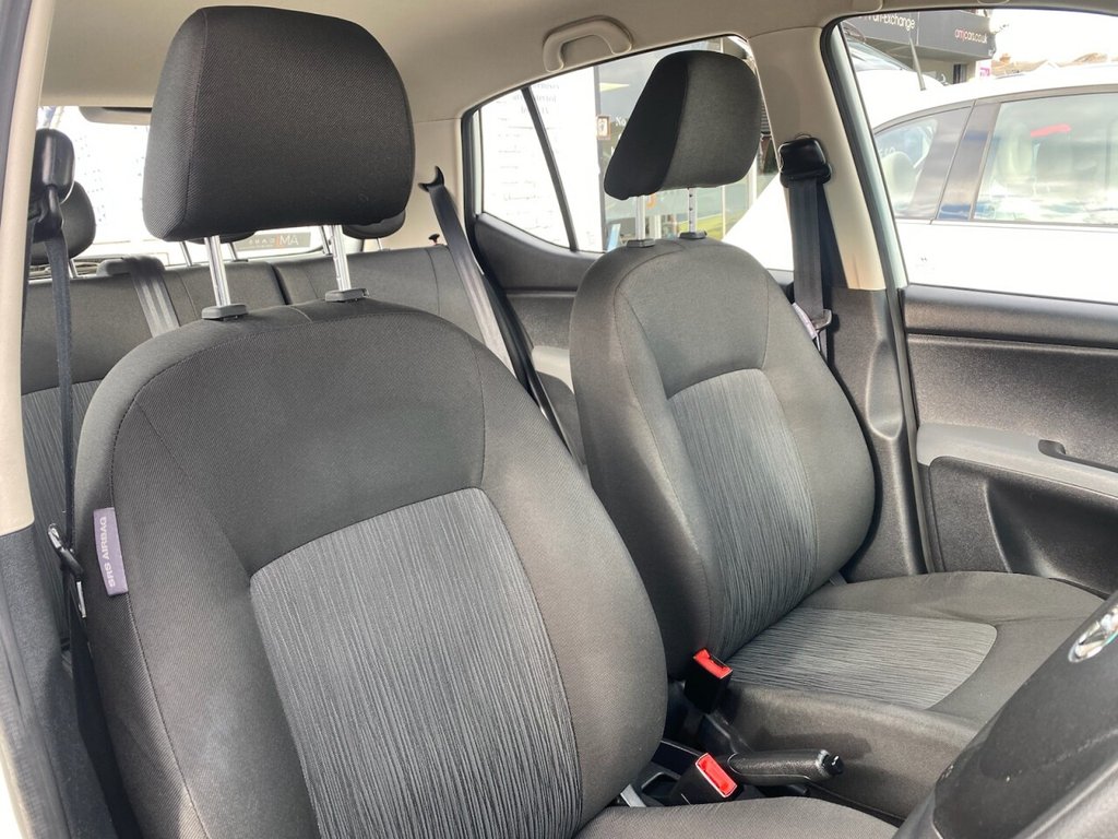 Used Hyundai i10 2013 for sale - 76820478: Photo 14