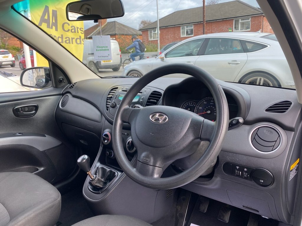 Used Hyundai i10 2013 for sale - 76820478: Photo 15