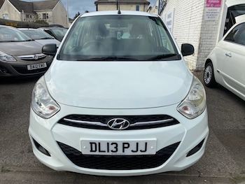 Used Hyundai i10 2013 for sale - 76820478: Photo