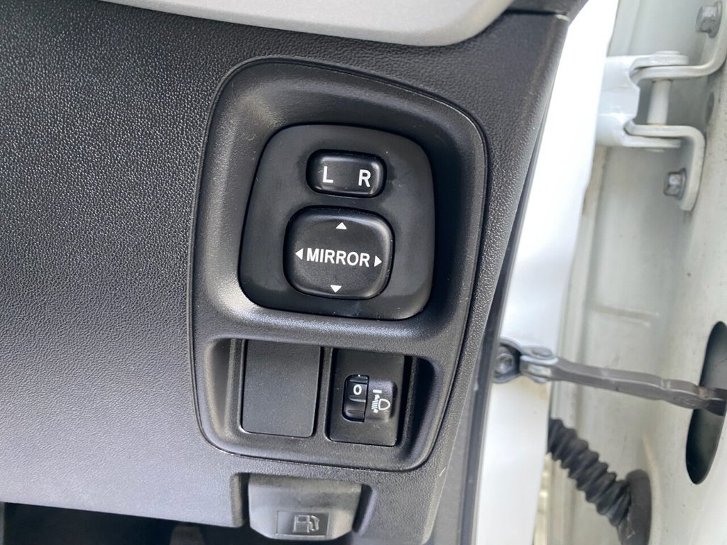 Used Toyota AYGO 2017 for sale - 76711096: Photo 28