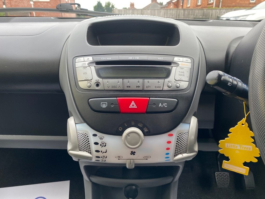 Used Toyota AYGO 2009 for sale - 76826488: Photo 23