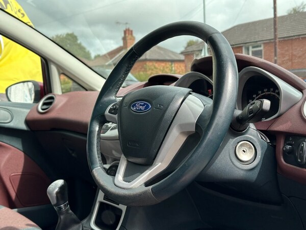 Used Ford Fiesta 2010 for sale - 75462266: Photo 11