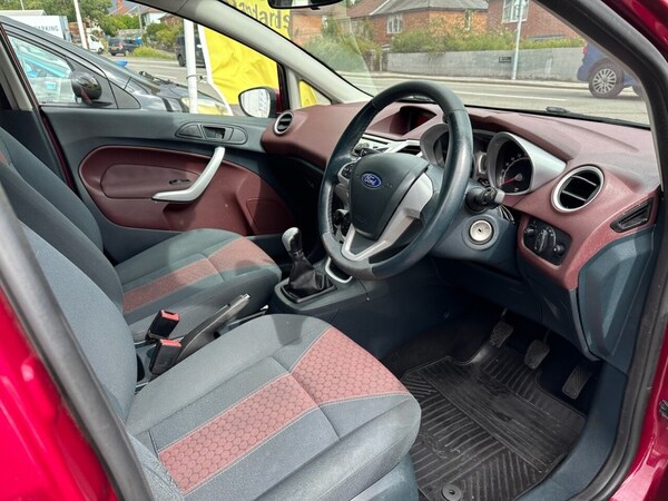 Used Ford Fiesta 2010 for sale - 75462266: Photo 12
