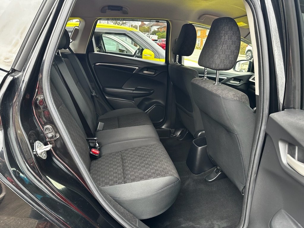 Used Honda Jazz 2016 for sale - 76546950: Photo 31