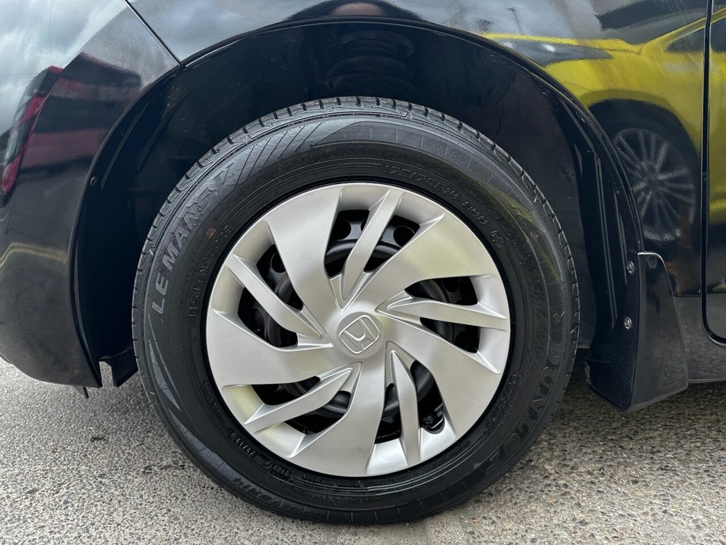 Used Honda Jazz 2016 for sale - 76546950: Photo 34