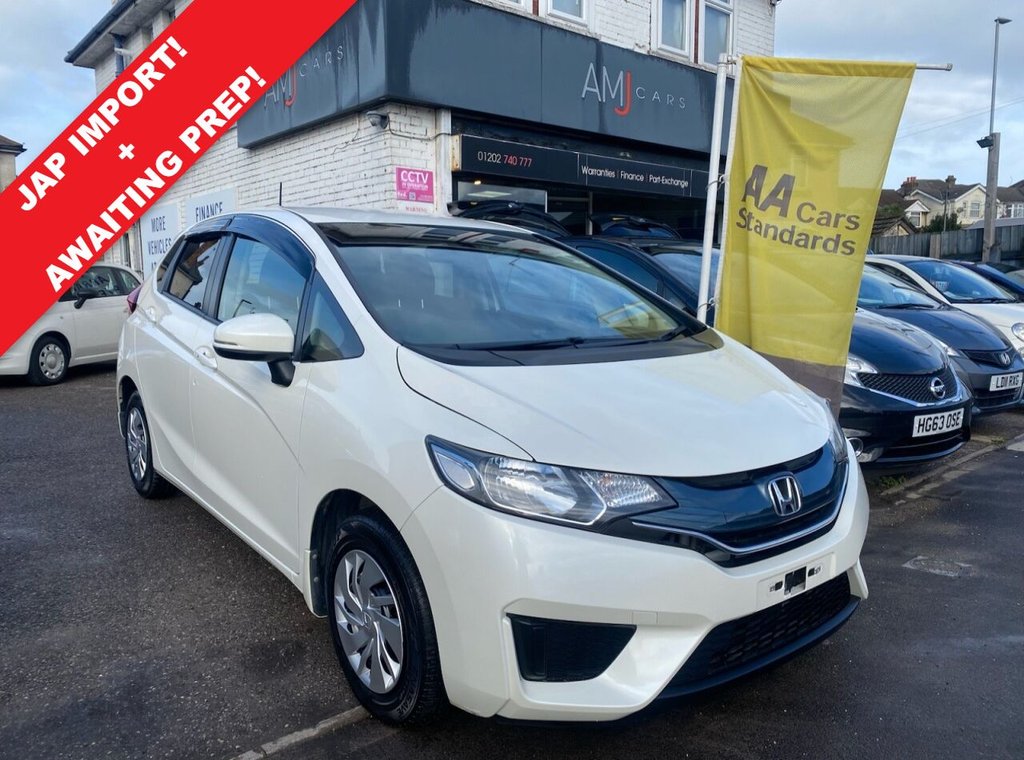 Used Honda Fit 2014 for sale - 77407702: Photo 1