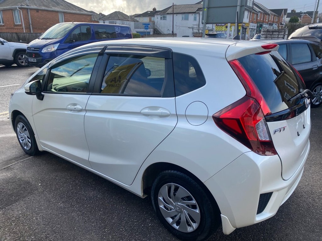 Used Honda Fit 2014 for sale - 77407702: Photo 11