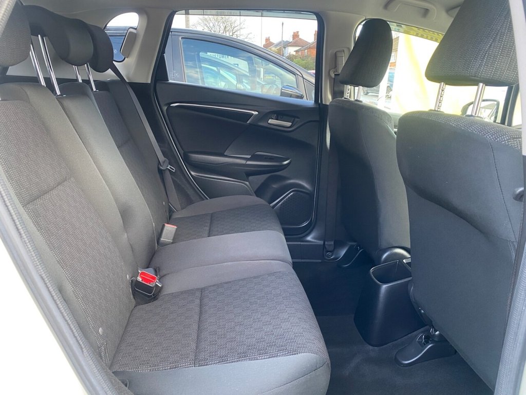 Used Honda Fit 2014 for sale - 77407702: Photo 20