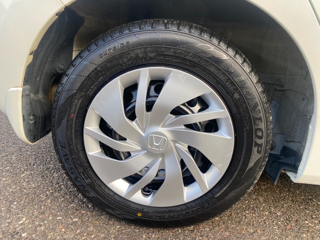 Used Honda Fit 2014 for sale - 77407702: Photo 30