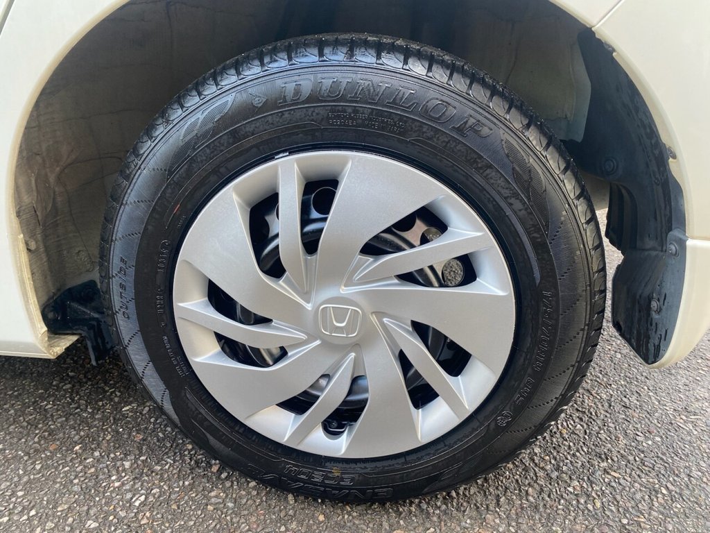 Used Honda Fit 2014 for sale - 77407702: Photo 31