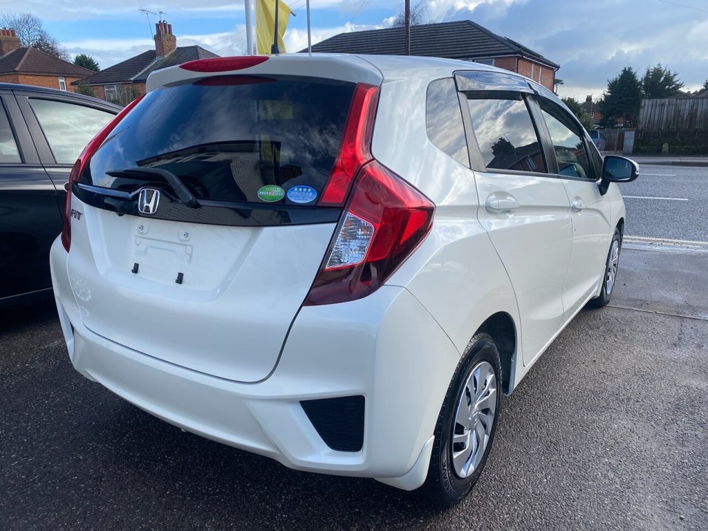 Used Honda Fit 2014 for sale - 77407702: Photo 6