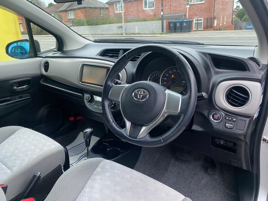 Used Toyota Vitz 2026 for sale - 77110420: Photo 13