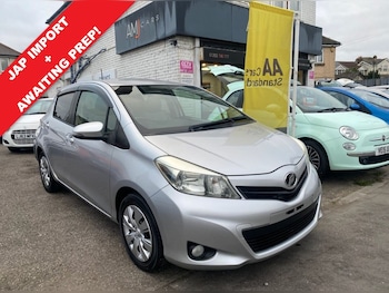 Used Toyota Vitz 2026 for sale - 77110420: Photo