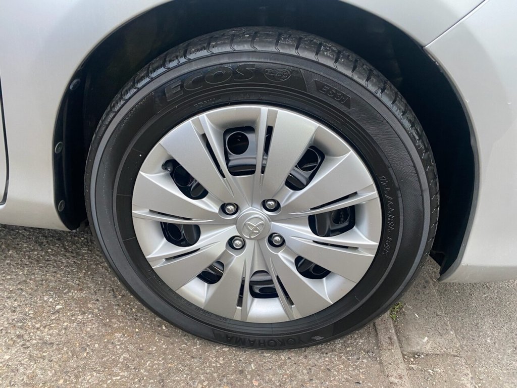 Used Toyota Vitz 2026 for sale - 77110420: Photo 35