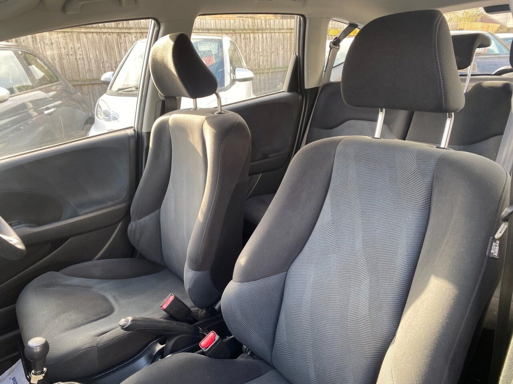 Used Honda Jazz 2009 for sale - 76711021: Photo 18