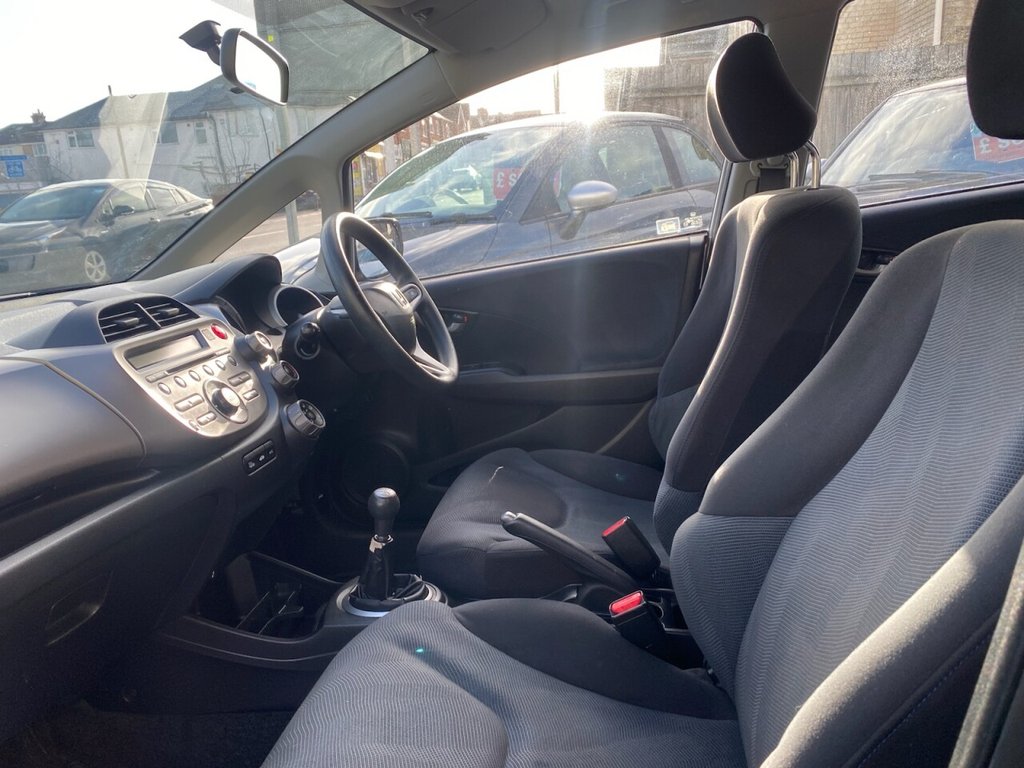 Used Honda Jazz 2009 for sale - 76711021: Photo 19