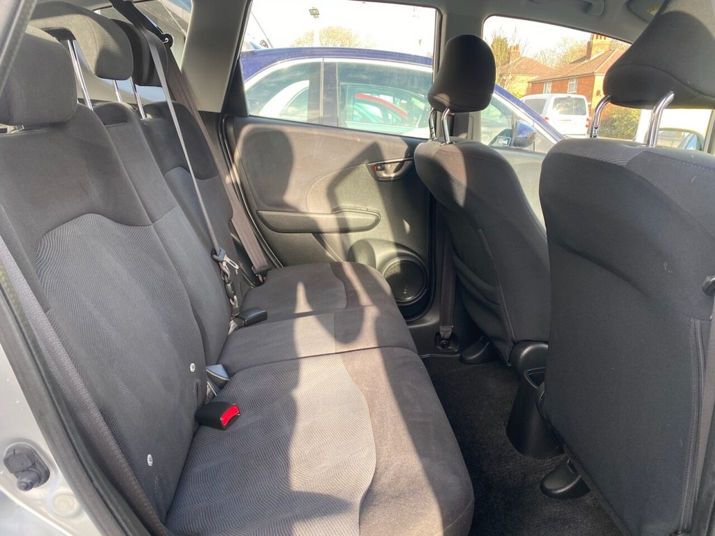 Used Honda Jazz 2009 for sale - 76711021: Photo 20