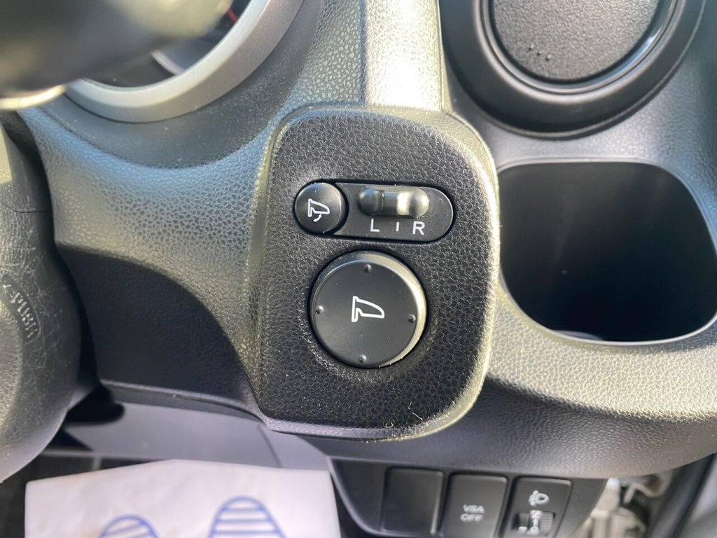 Used Honda Jazz 2009 for sale - 76711021: Photo 25