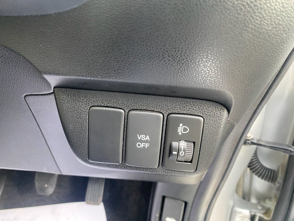 Used Honda Jazz 2009 for sale - 76711021: Photo 26