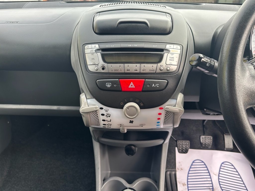 Used Toyota AYGO 2011 for sale - 75947530: Photo 16