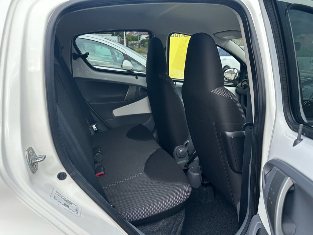 Used Toyota AYGO 2011 for sale - 75947530: Photo 23