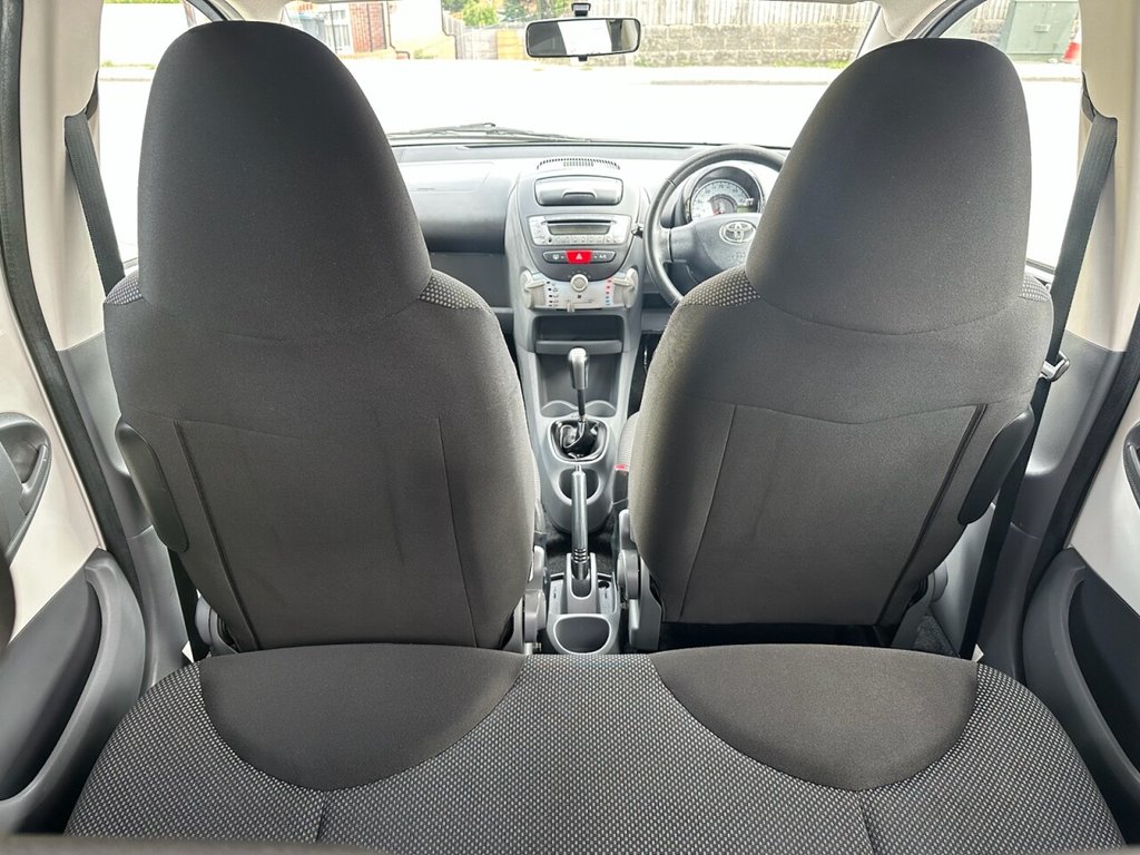 Used Toyota AYGO 2011 for sale - 75947530: Photo 26