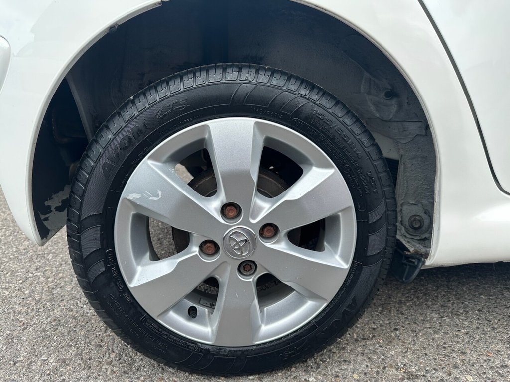 Used Toyota AYGO 2011 for sale - 75947530: Photo 30