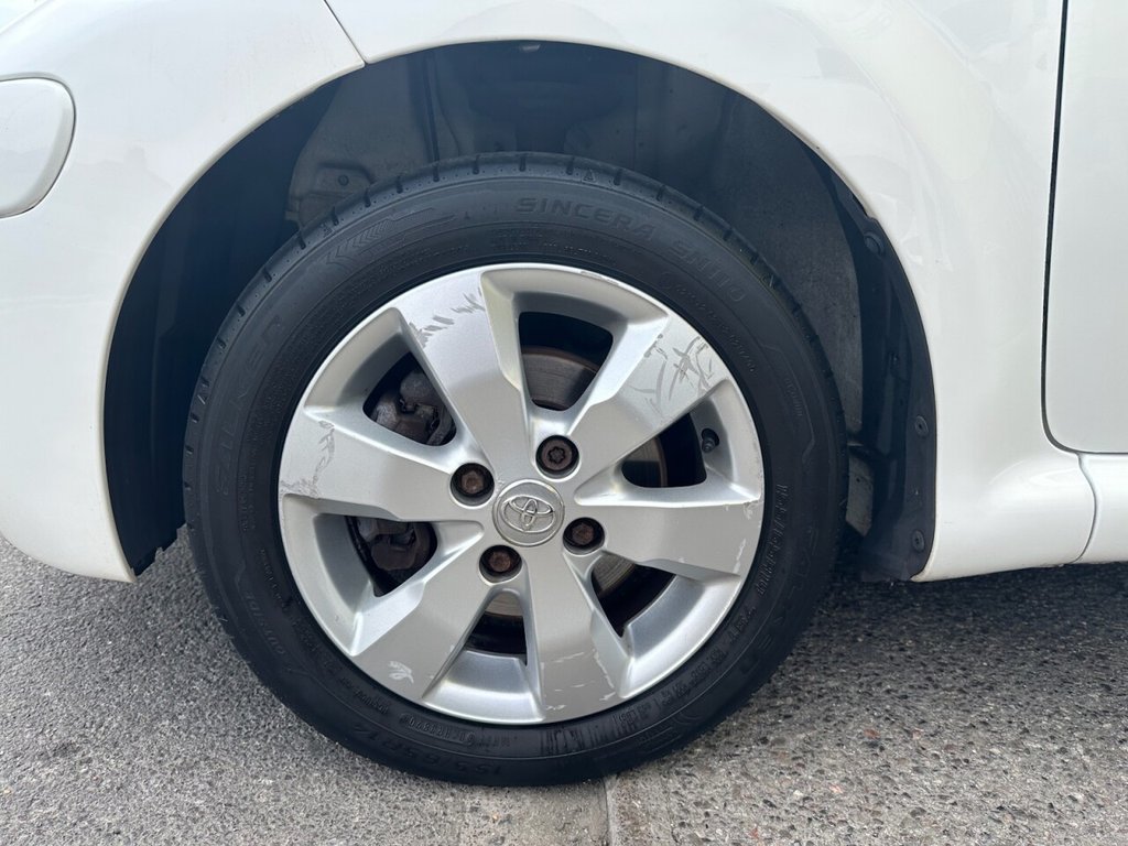 Used Toyota AYGO 2011 for sale - 75947530: Photo 31