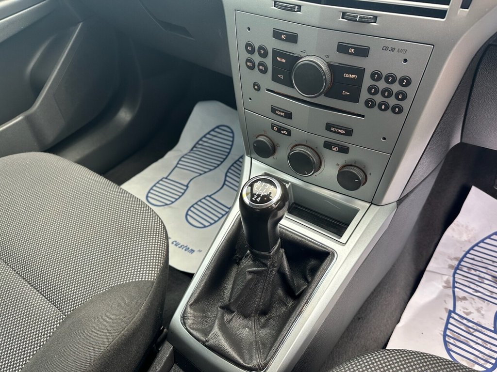 Used Vauxhall Astra 2010 for sale - 77038018: Photo 12