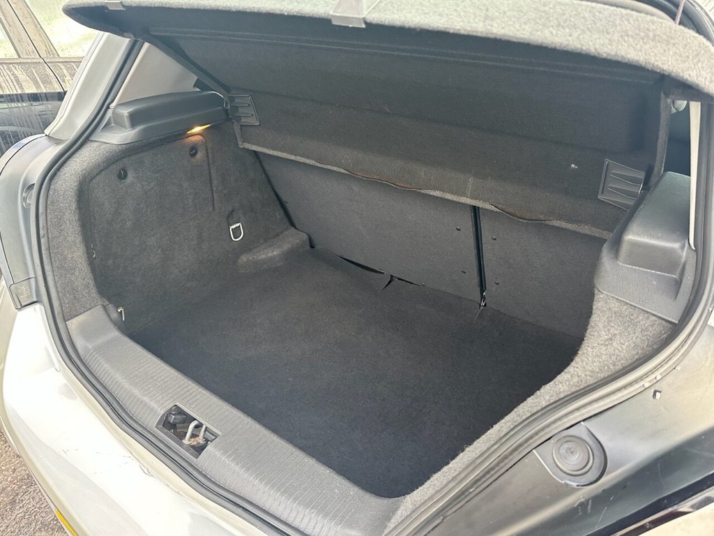 Used Vauxhall Astra 2010 for sale - 77038018: Photo 26