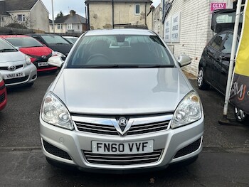 Used Vauxhall Astra 2010 for sale - 77038018: Photo