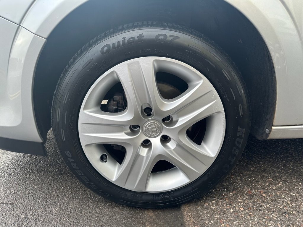 Used Vauxhall Astra 2010 for sale - 77038018: Photo 36