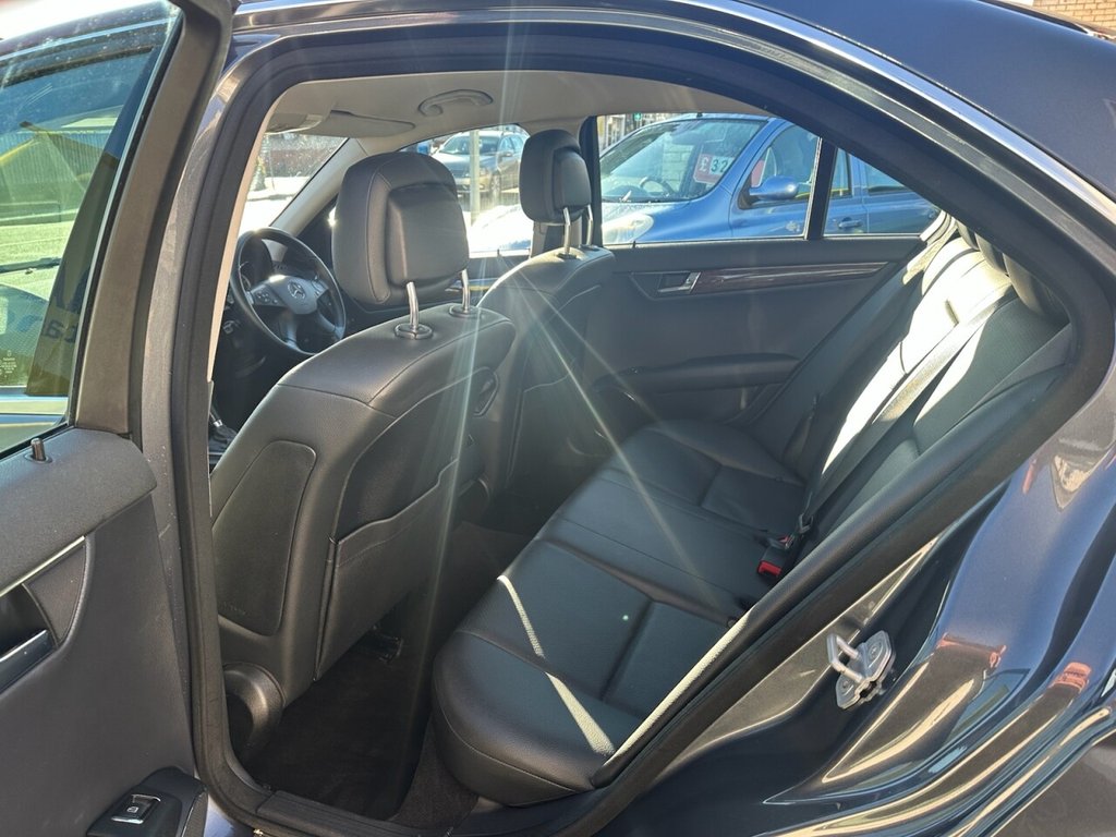 Used Mercedes-Benz C Class 2010 for sale - 76820355: Photo 27