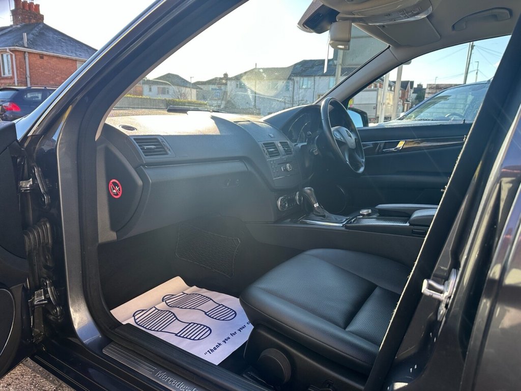 Used Mercedes-Benz C Class 2010 for sale - 76820355: Photo 28