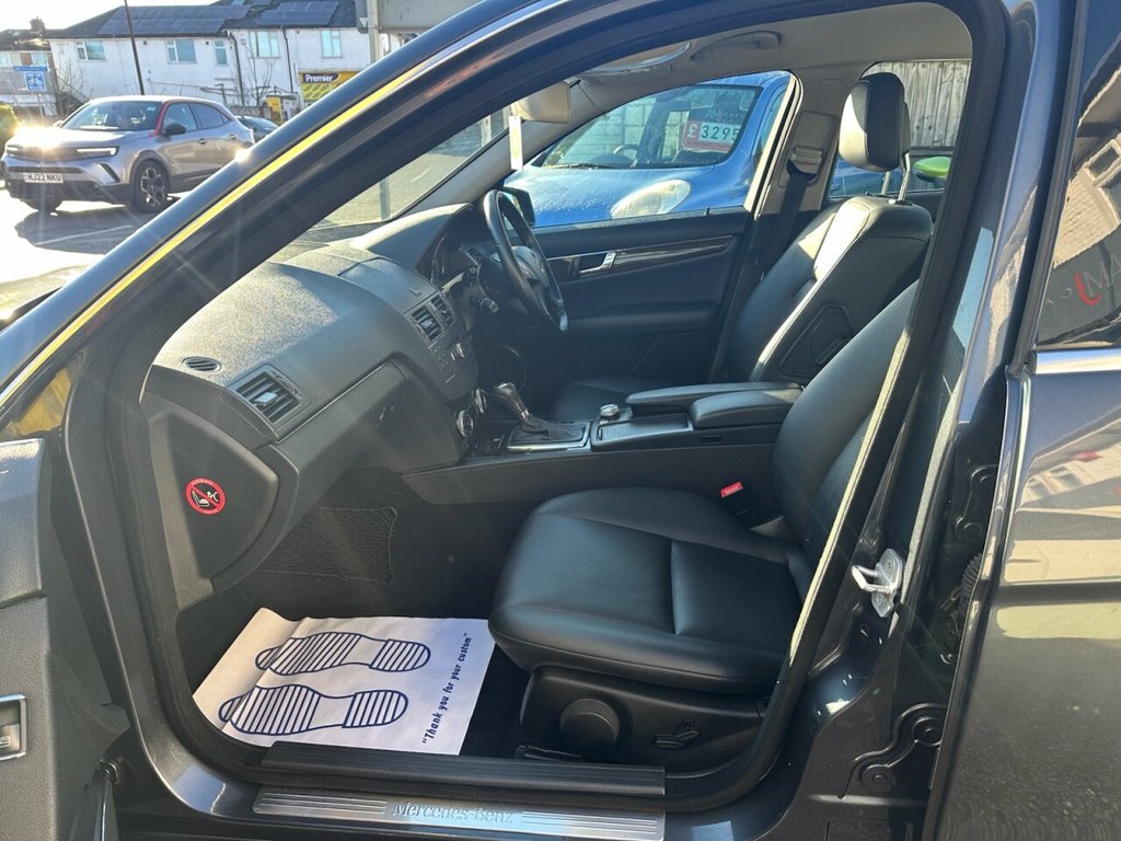 Used Mercedes-Benz C Class 2010 for sale - 76820355: Photo 29