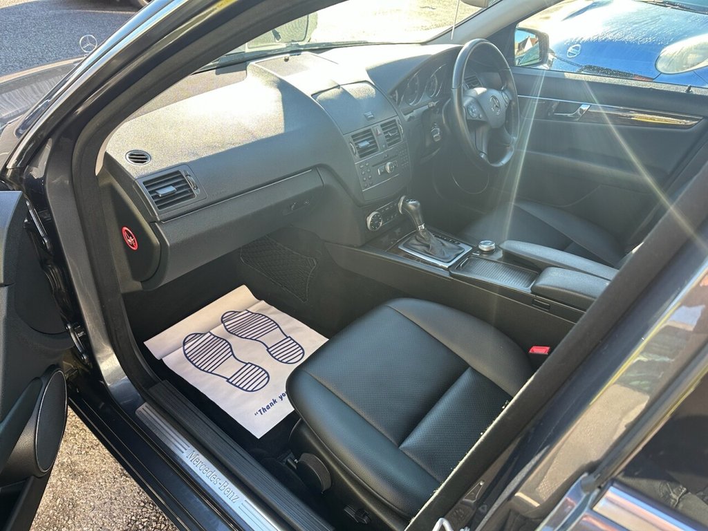 Used Mercedes-Benz C Class 2010 for sale - 76820355: Photo 30