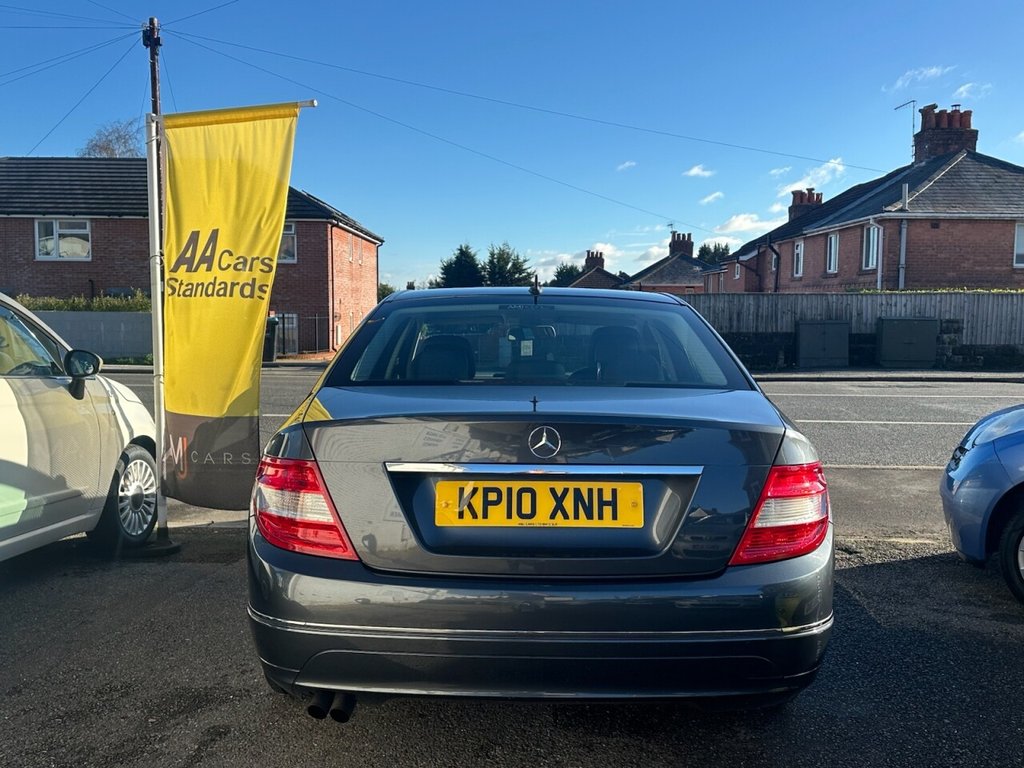 Used Mercedes-Benz C Class 2010 for sale - 76820355: Photo 6