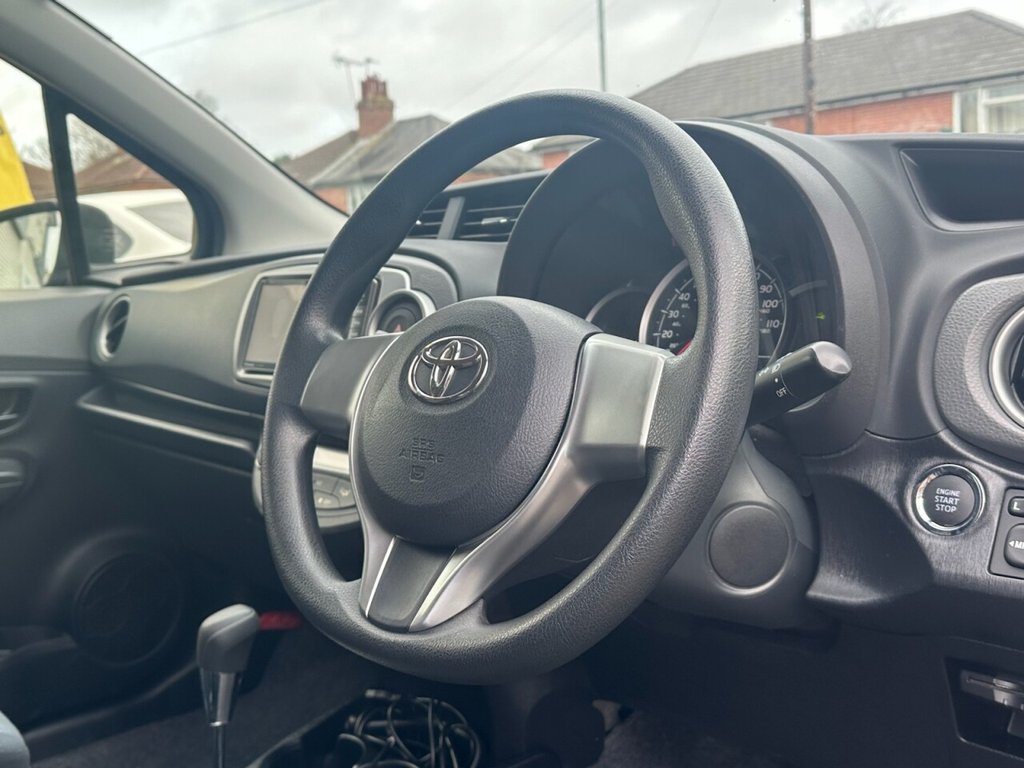 Used Toyota Vitz 2026 for sale - 77672643: Photo 10